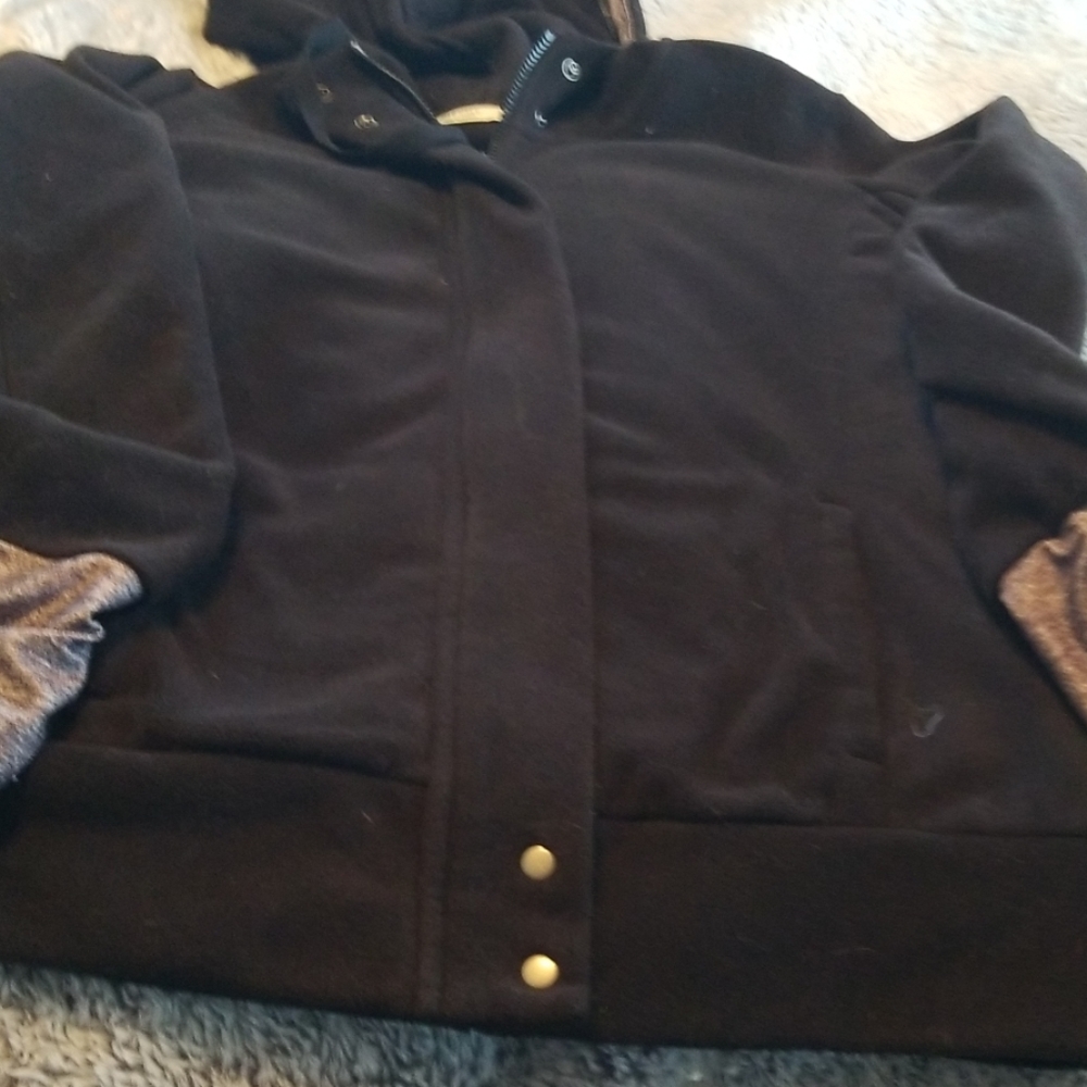 Jacket - Picture 3 of 4